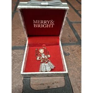 Merry and Bright Vintage Inspired Christmas Package Pin Brooch Gift Boxed